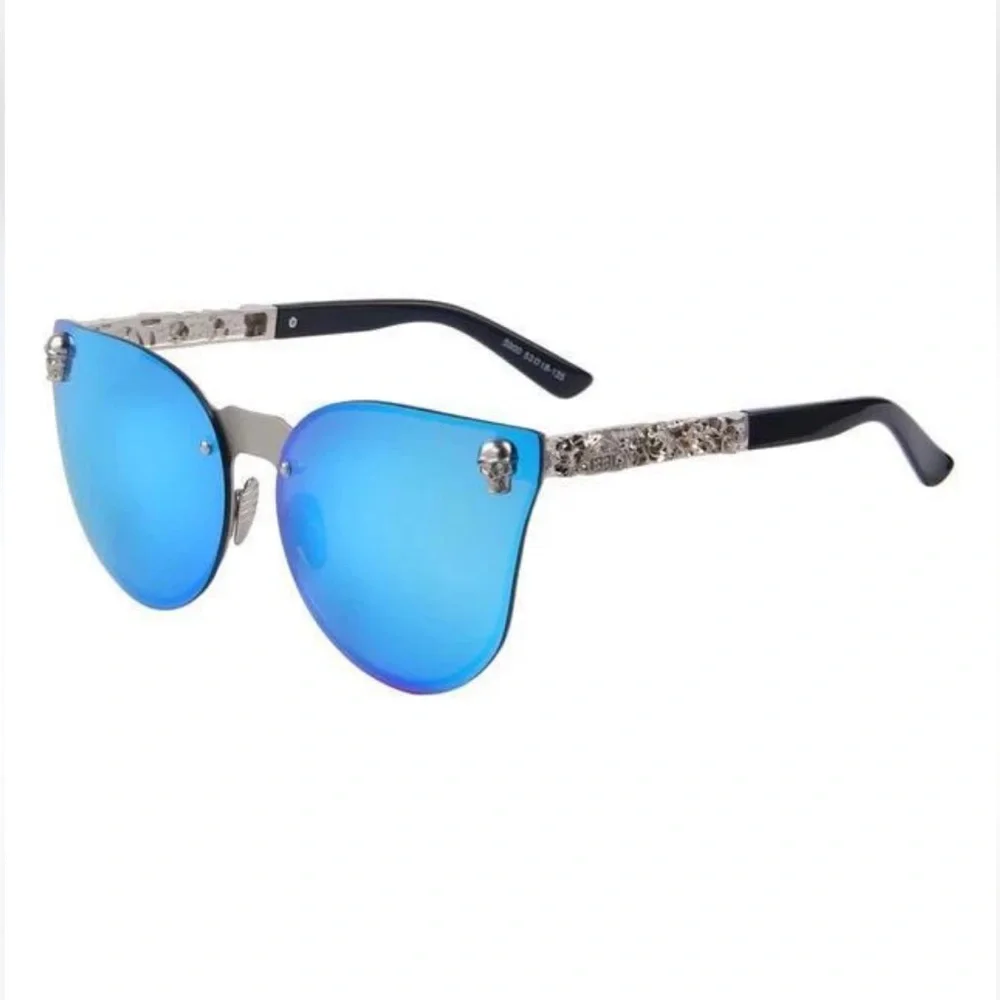 Unisex Skull Sunglasses NWOT